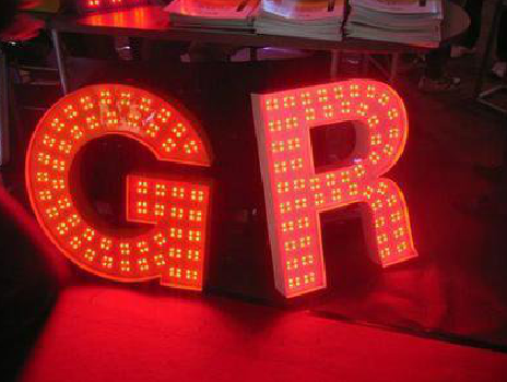 漳平LED发光字有哪些优势？