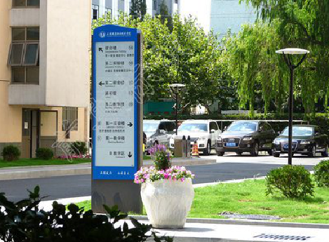 漳平哪些因素影响宣传栏的制作？